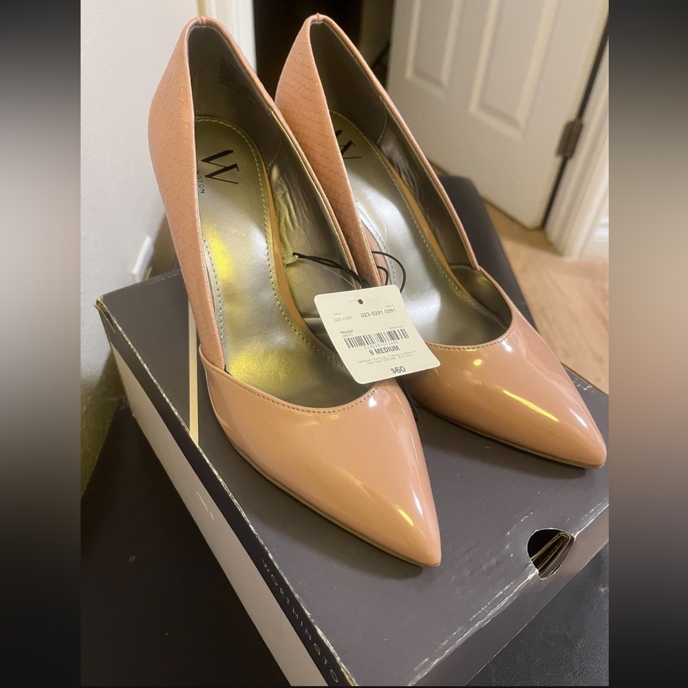 Worthington stilettos size 9